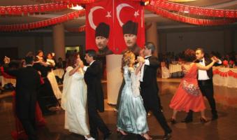 Narlıdere’de dalgaların dansı